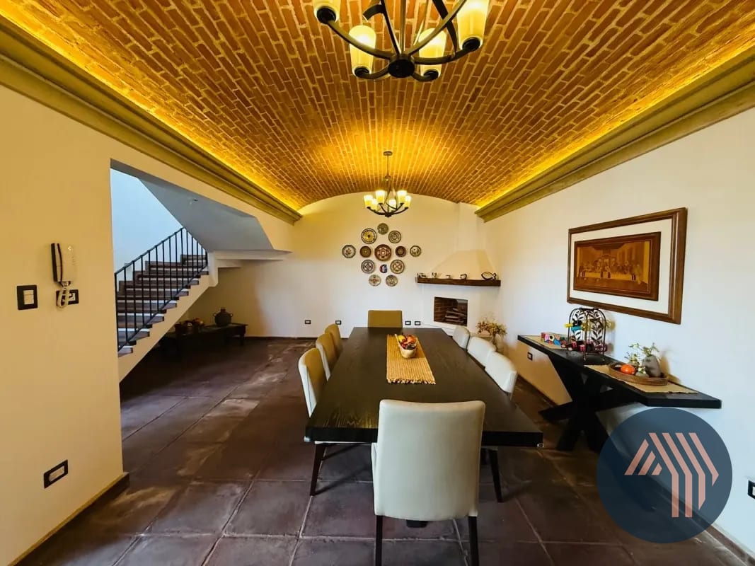 Venta de Hermosa Casa con Acabados de Lujo - Bella Vista, Antigua — Casa vacacional en Venta en Jocotenango, Sacatepéquez — foto 10 de 16
