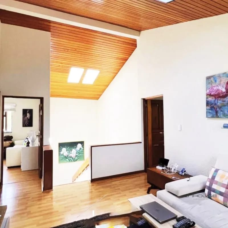 CASA EN VENTA CARRETERA A EL SALVADOR KM 15.8 REMODELADA — Casa en Venta en El Horizonte, Carretera a El Salvador, Guatemala, Ciudad — foto 5 de 11