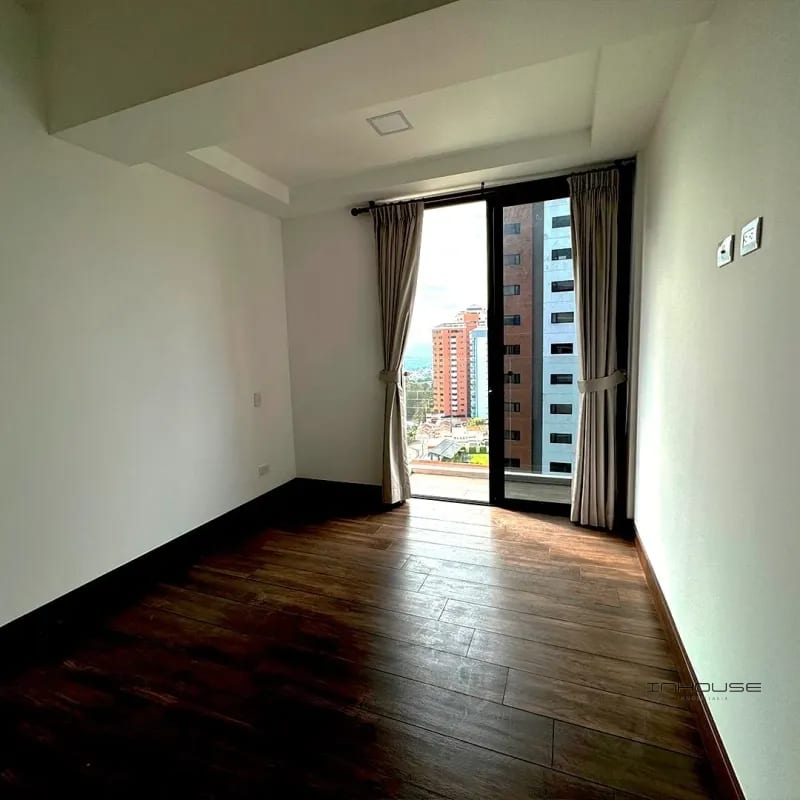 APARTAMENTO EN VENTA EN ZONA 14 EN NIVEL ALTO — Apartamento en Venta en Zona 14, Guatemala, Ciudad — foto 8 de 9