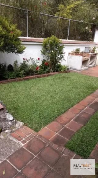 CASA EN OAKLAND ZONA 10 — Casa en Venta en Zona 10, Guatemala, Ciudad — miniatura 1 de 4