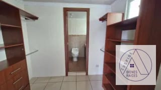 Carr. San José Pinula km 21 Paseo Santa Luz casa en Venta amplia. — Casa en Venta en San José Pinula, Carretera a El Salvador, Guatemala, Ciudad — miniatura 8 de 9