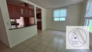 Carr. San José Pinula km 21 Paseo Santa Luz casa en Venta amplia. — Casa en Venta en San José Pinula, Carretera a El Salvador, Guatemala, Ciudad — miniatura 7 de 9