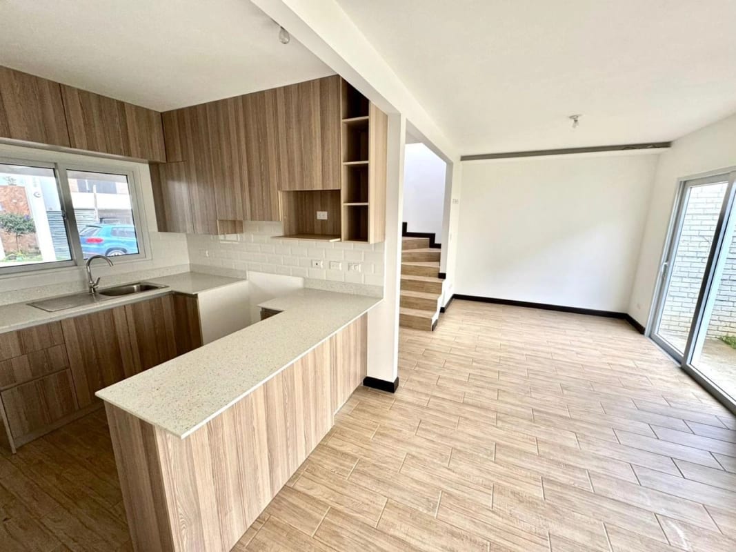Casa en venta para estrenar en Bosques de Santa Elena — Casa en Venta en Carretera a El Salvador, Guatemala, Ciudad — foto 15 de 17