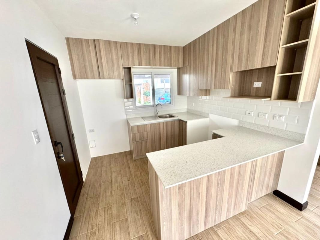 Casa en venta para estrenar en Bosques de Santa Elena — Casa en Venta en Carretera a El Salvador, Guatemala, Ciudad — foto 14 de 17
