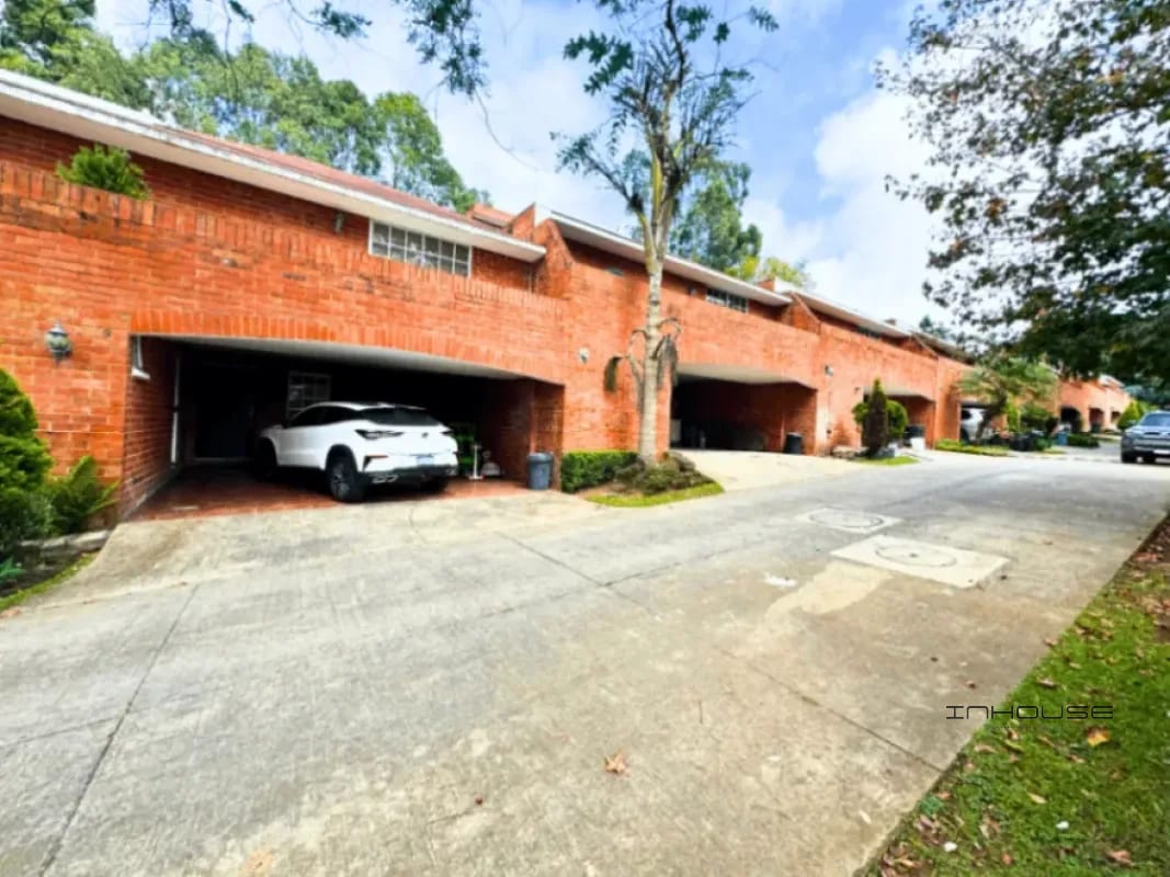 CASA EN VENTA EN KM 19 CARRETERA A EL SALVADOR — Casa en Venta en Carretera a El Salvador, Guatemala, Ciudad — foto 1 de 10