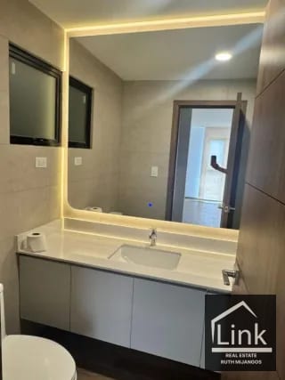 Alquiler de Apartamento zona 14 PARQUE 14 — Apartamento en Alquiler en Parque 14, Zona 14, Guatemala, Ciudad — miniatura 10 de 13