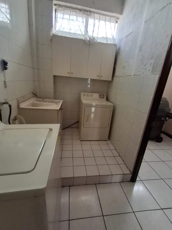 Edificio Zona 15 en  Venta — Edificio en Venta en Zona 15, Guatemala, Ciudad — foto 3 de 11