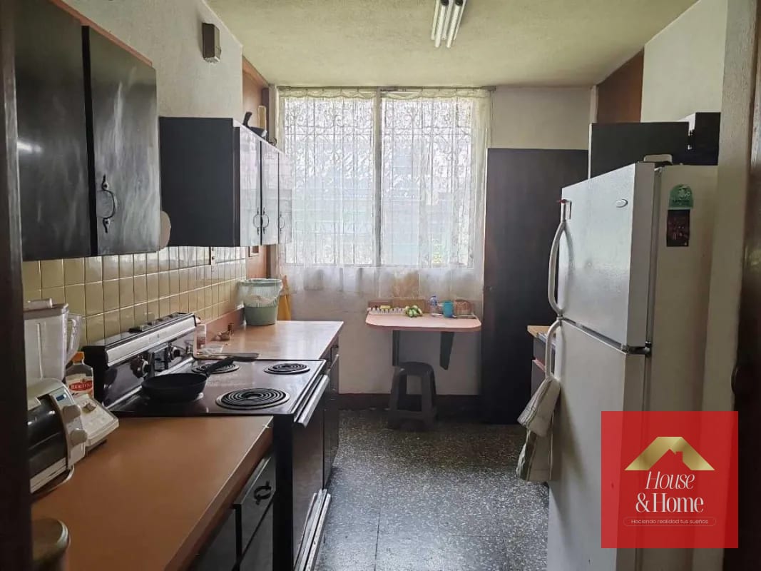 Casa en venta zona 15 de 4 habitaciones — Casa en Venta en Zona 15, Guatemala, Ciudad — foto 5 de 11