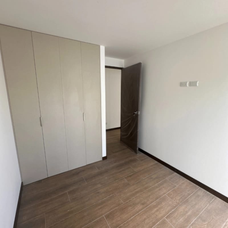 Apartamentos en venta de 3 habitaciones en zona 13 - Miniatura 4