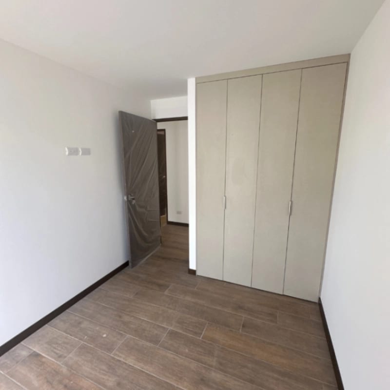 Apartamentos en venta de 3 habitaciones en zona 13 - Miniatura 5