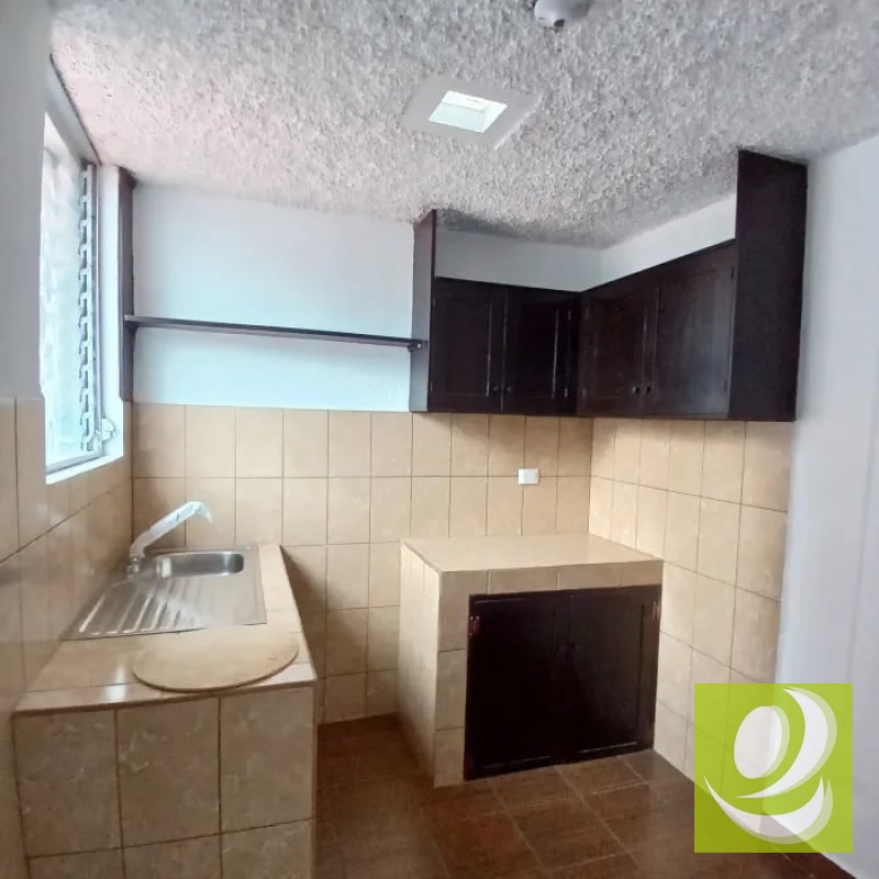 CASA EN VENTA EN PANORAMA SAN CRISTOBAL ZONA 8 MIXCO — Casa en Venta en Zona 8 Mixco, Guatemala, Ciudad — foto 7 de 15