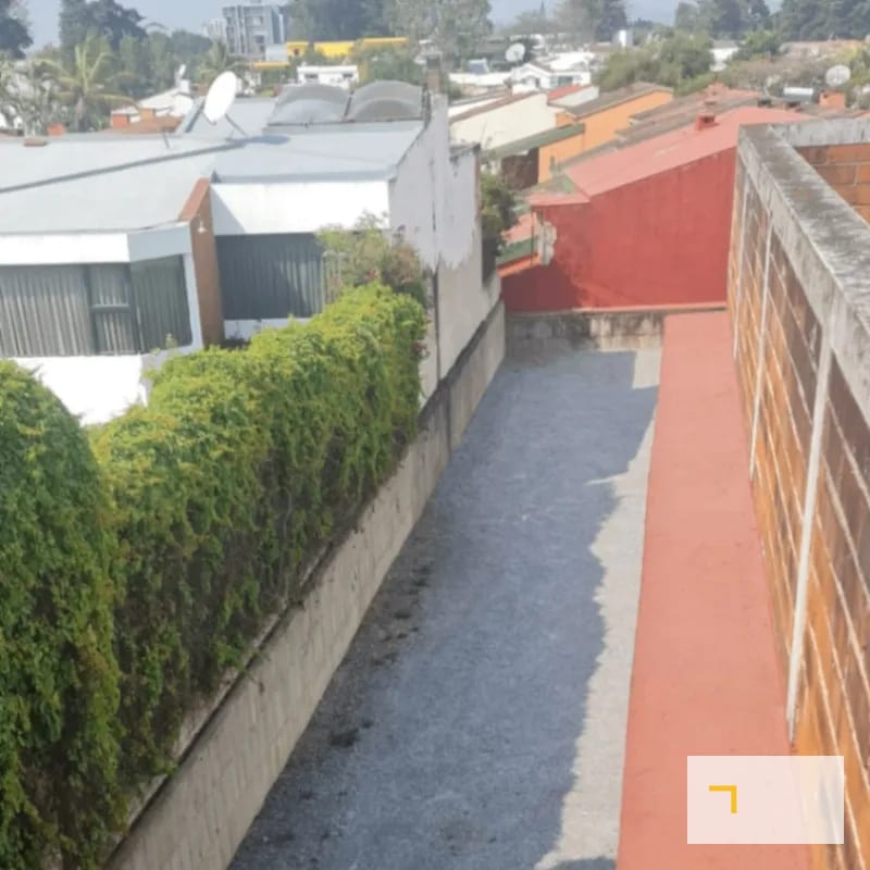 Casa en alquiler de 275m² en zona 15, Sector del Hospital El Pilar — Oficina en Alquiler en Trinidad, Zona 15, Guatemala, Ciudad — foto 1 de 7