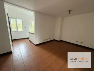 Casa en Renta Condominio Villas del Campo CAES. — Casa en Alquiler en Villas del Campo, Carretera a El Salvador, Guatemala, Ciudad — miniatura 2 de 12