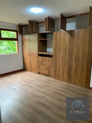Lindo y amplio apartamento en La Montaña, zona 16 — Apartamento en Alquiler en Zona 16, Guatemala, Ciudad — miniatura 7 de 14
