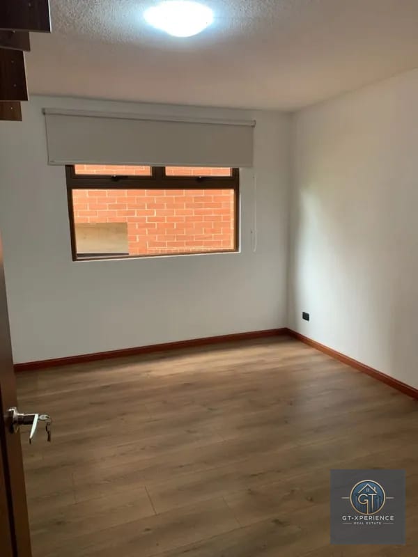 Lindo y amplio apartamento en La Montaña, zona 16 — Apartamento en Alquiler en Zona 16, Guatemala, Ciudad — foto 3 de 14
