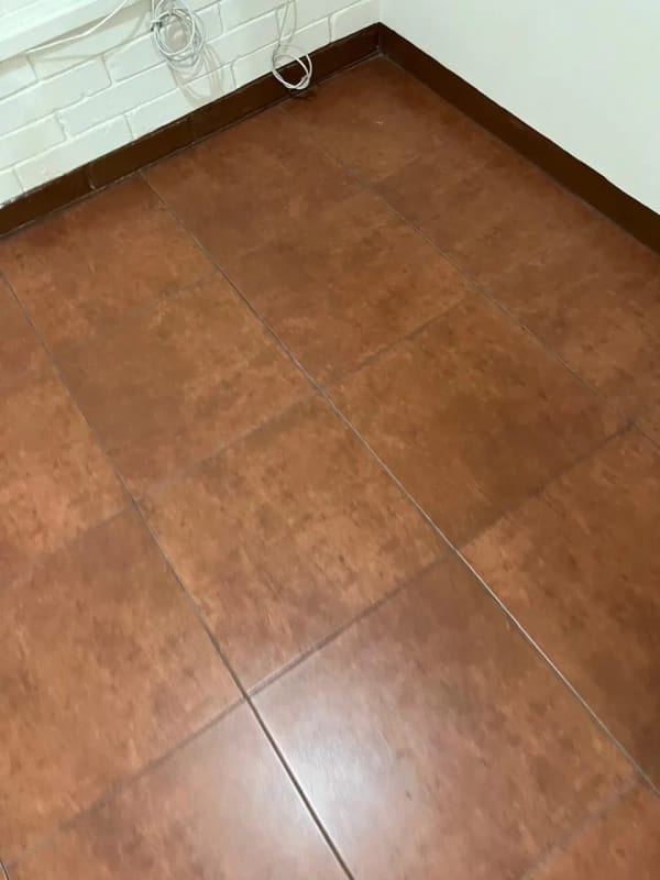 🏢 Oficina REMODELADA en renta – Zona 9 — Oficina en Alquiler en Zona 9, Guatemala, Ciudad — foto 5 de 8