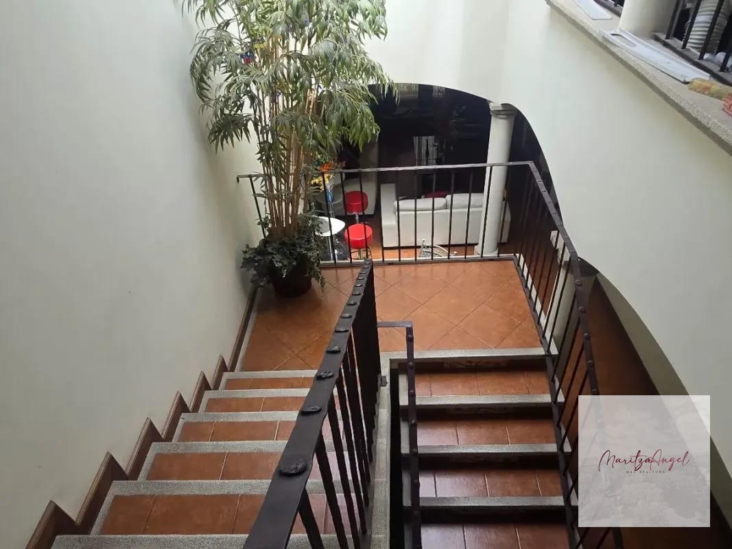 CASA EN VENTA EN SAN CRISTOBAL  SECTOR B2 — Casa en Venta en Zona 8 Mixco, Guatemala, Ciudad — foto 8 de 16