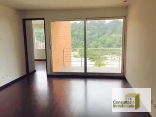 Zona 16/ Nueva Caledonia / 2 dormitorios — Apartamento en Venta en Zona 16, Guatemala, Ciudad — miniatura 1 de 15