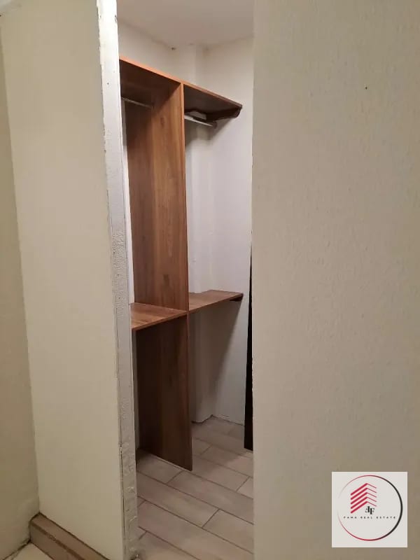 RENTA DE céntrico apartamento de una habitación en zona 10 a una cuadra de Oakland Mall diagonal 6 — Apartamento en Alquiler en Zona 10, Guatemala, Ciudad — foto 4 de 17