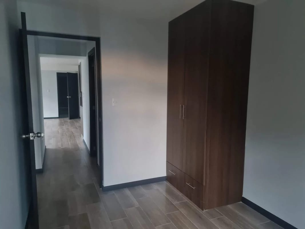 Apartamento en VENTA! NAGANO zona 16 — Apartamento en Venta en Zona 16, Guatemala, Ciudad — foto 14 de 17