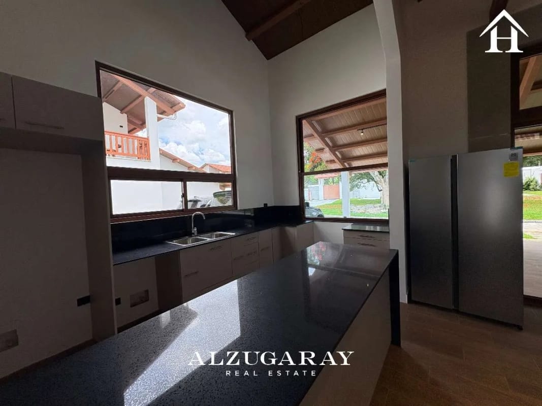 CASA PARA ESTRENAR, ANTIGUA - 3 HAB / COND. SAN PEDRO EL ALTO — Casa en Alquiler en Antigua, Sacatepéquez — foto 11 de 17