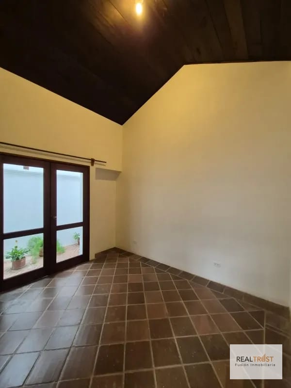CASA EN VENTA ANTIGUA GUATEMALA  1 NIVEL CON TERRAZA — Casa en Venta en Antigua, Sacatepéquez — foto 10 de 13