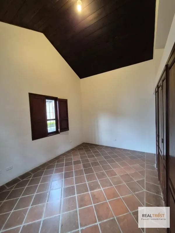 CASA EN VENTA ANTIGUA GUATEMALA 1 NIVEL CON TERRAZA — Casa en Venta en Antigua, Sacatepéquez — foto 9 de 13