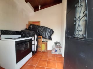 Vendo casa de 1 nivel en San Cristóbal!!!!! — Casa en Venta en Zona 8 Mixco, Guatemala, Ciudad — miniatura 10 de 16
