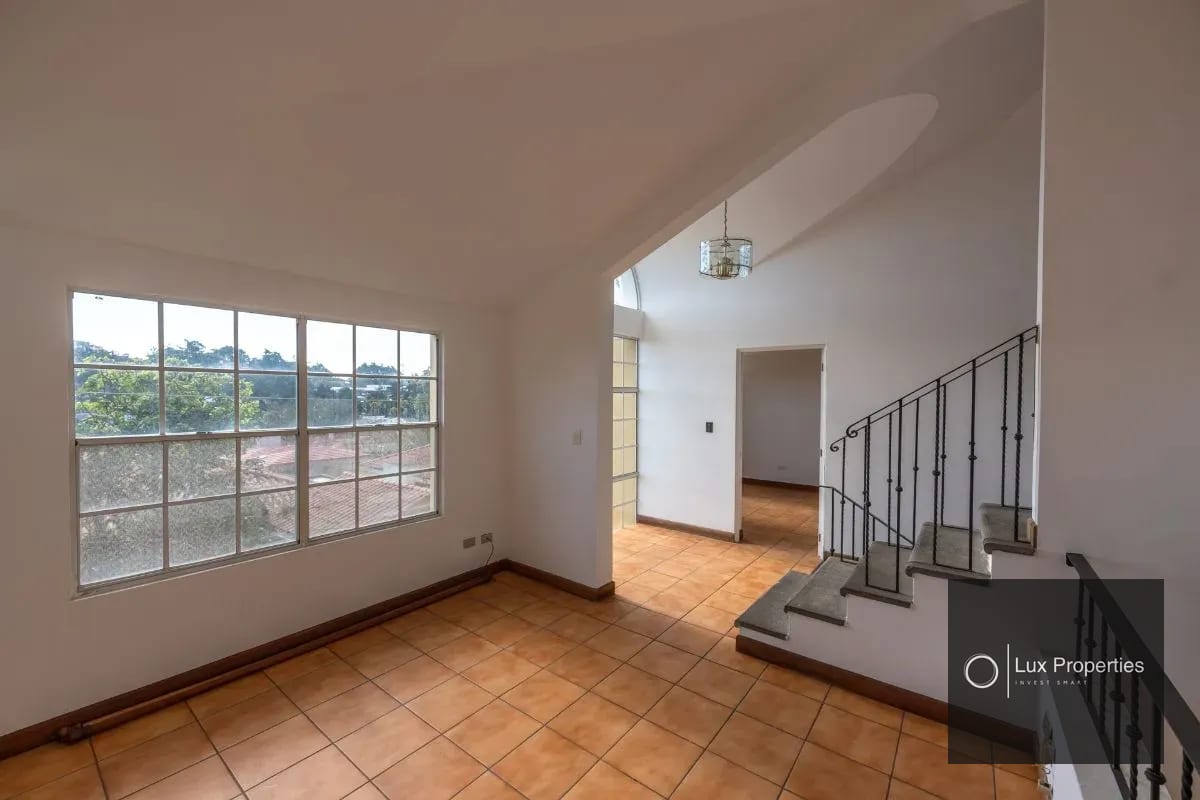 Casa en Venta Carretera a El Salvador km 16.5 San Miguel — Casa en Venta en Residenciales San Miguel, Carretera a El Salvador, Guatemala, Ciudad — foto 4 de 16