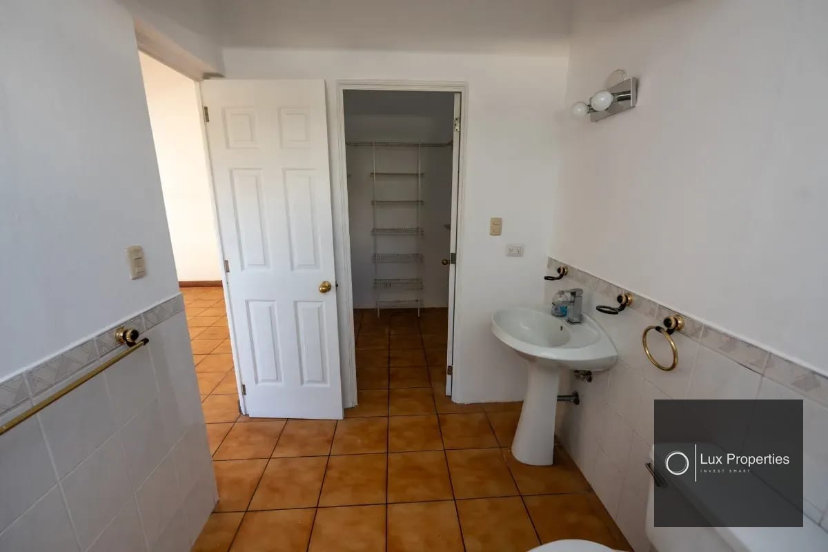 Casa en Venta Carretera a El Salvador km 16.5 San Miguel — Casa en Venta en Residenciales San Miguel, Carretera a El Salvador, Guatemala, Ciudad — foto 13 de 16