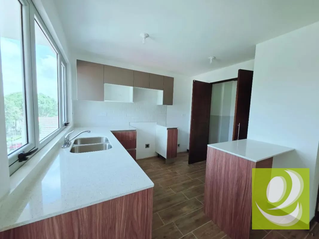 EN VENTA APARTAMENTO EN NUVO NARANJO ZONA 4 DE MIXCO — Apartamento en Venta en Zona 4 Mixco, Guatemala, Ciudad — foto 9 de 10