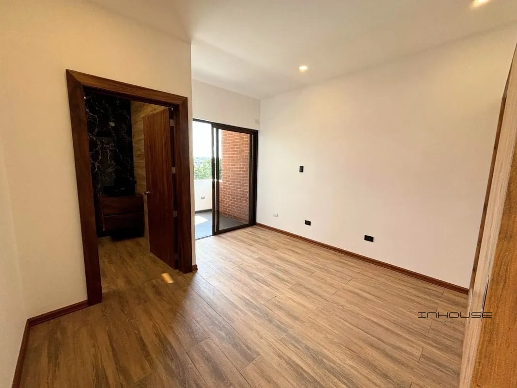 CASA EN VENTA EN CARRETERA A EL SALVADOR KM 16.5 — Casa en Venta en Carretera a El Salvador, Guatemala, Ciudad — foto 5 de 8