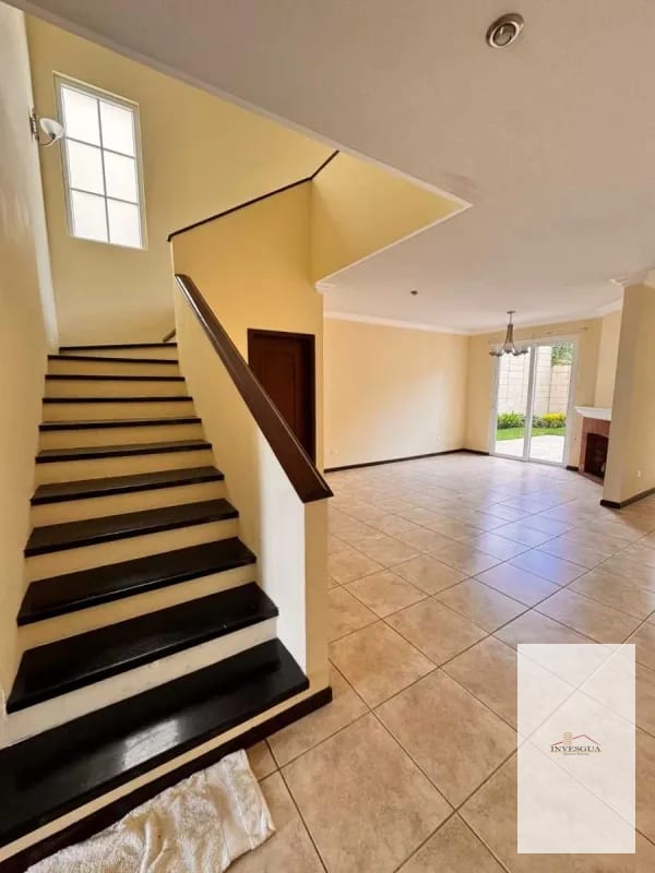 Casa En Venta En Fraijanes Villas De Entreverdes — Casa en Venta en Fraijanes, Carretera a El Salvador, Guatemala, Ciudad — foto 4 de 12