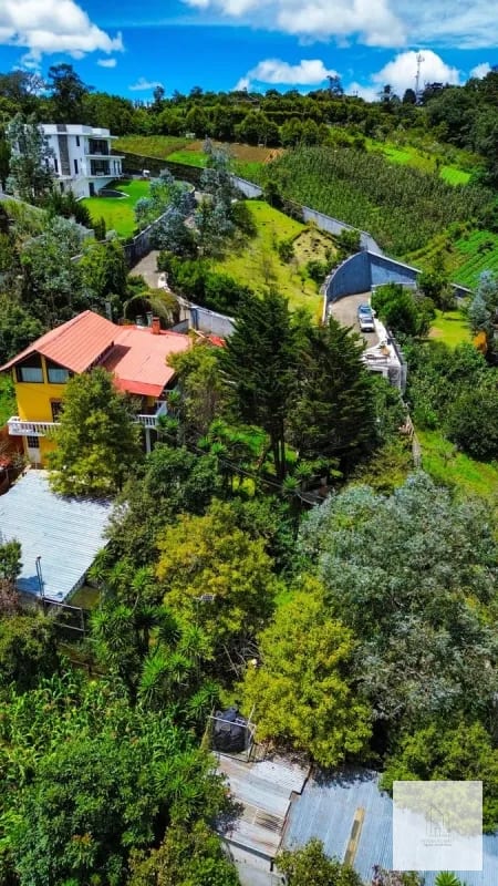 Preciosa casa de campo en San Bartolomé Milpas Altas — Casa vacacional en Venta en San Bartolomé Milpas Altas, Sacatepéquez — foto 11 de 11