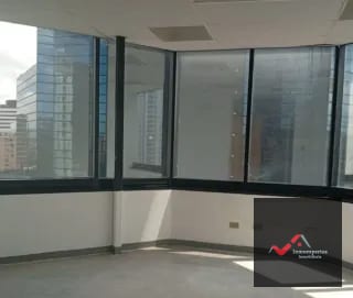 Oficina en Renta Zona 10 — Oficina en Alquiler en Zona 10, Guatemala, Ciudad — miniatura 1 de 3