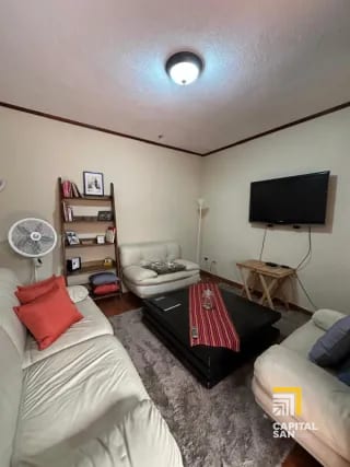 Casa en venta en zona 10 fuera de garita dentro de área residencial de 5 habitaciones — Casa en Venta en Zona 10, Guatemala, Ciudad — miniatura 5 de 16