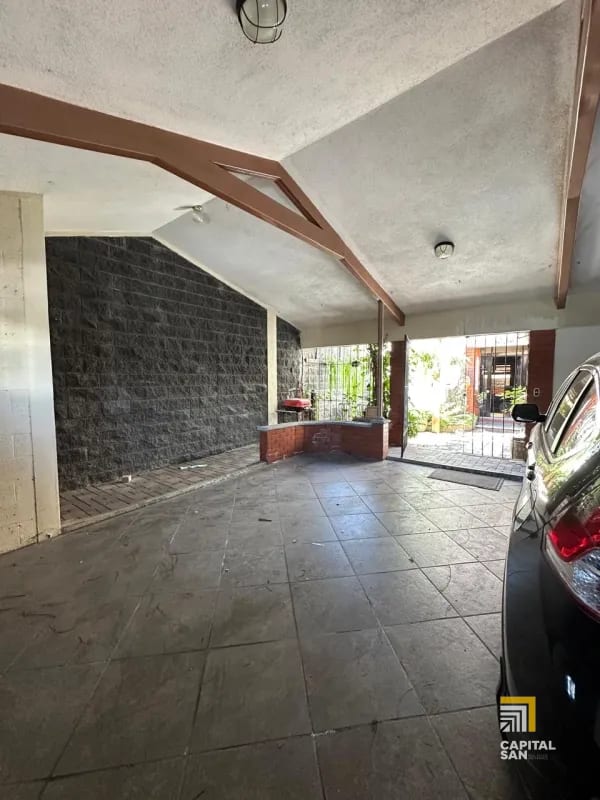Casa en venta en zona 10 fuera de garita dentro de área residencial de 5 habitaciones — Casa en Venta en Zona 10, Guatemala, Ciudad — foto 9 de 16