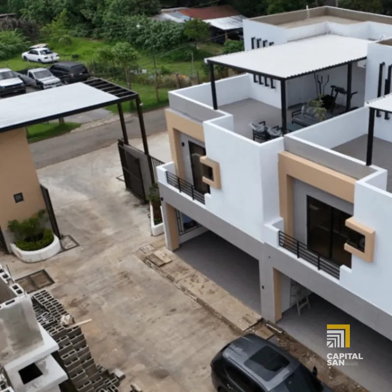 Casas en venta de 3 habitaciones Carretera a El Salvador,📍 km 18 Carretera a San José Pinula, muy cerca del CC El Faro — Casa en Venta en Santa Catarina Pinula, Guatemala, Ciudad — foto 1 de 12