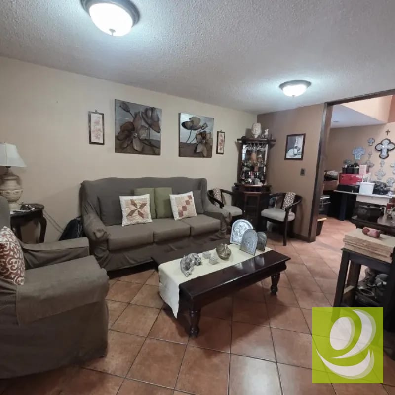 CASA EN VENTA EN COLINAS DE MONTE MARIA SUR — Casa en Venta en Villa Nueva, Guatemala, Ciudad — foto 2 de 8