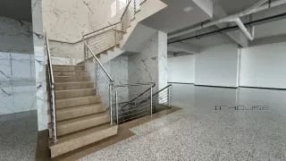 Edificio en Renta Zona 10 Nuevo — Edificio en Alquiler en Zona 10, Guatemala, Ciudad — miniatura 6 de 11