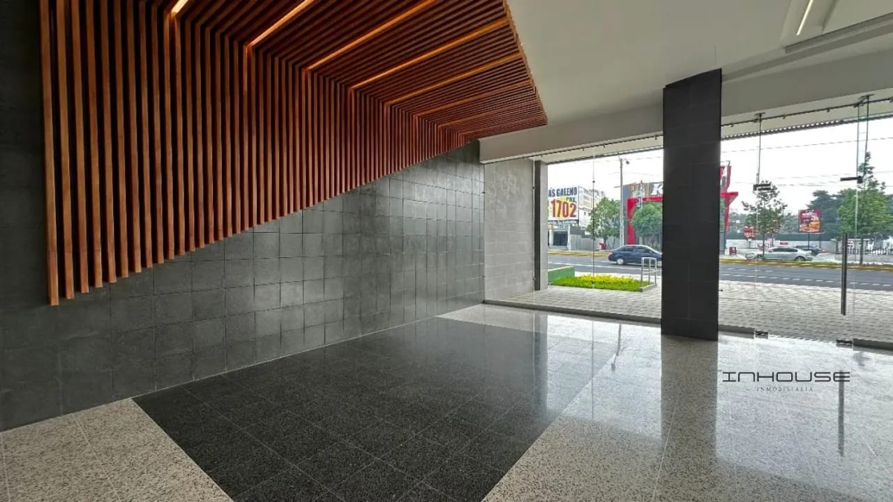 Edificio en Renta Zona 10 Nuevo — Edificio en Alquiler en Zona 10, Guatemala, Ciudad — foto 2 de 11