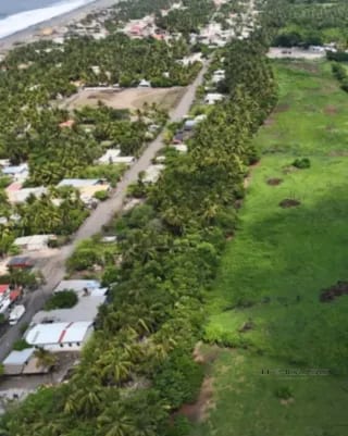 TERRENO EN VENTA, TIQUISATE, ESCUINTLA - A 200 METROS DE LA PLAYA- — Terreno en Venta en Escuintla, Escuintla — miniatura 2 de 5