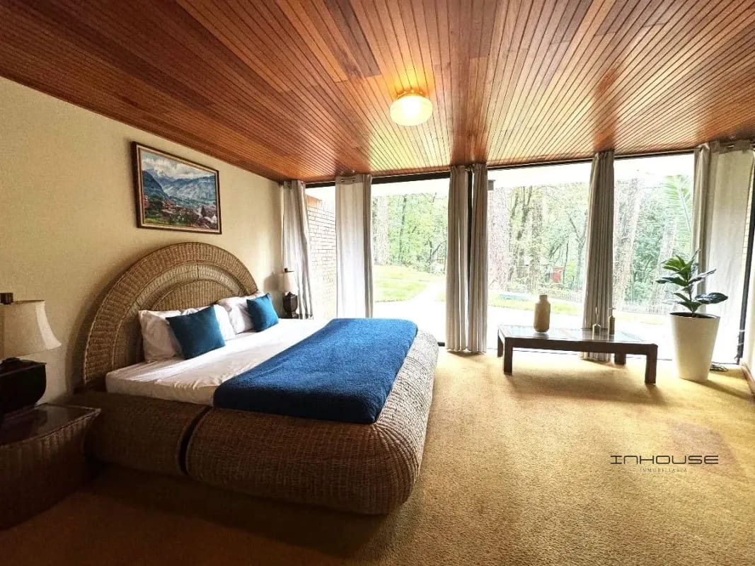 CASA EN VENTA EN KM 24 CARRETERA A SAN LUCAS CON PISCINA — Casa en Venta en San Lucas Sacatepéquez, Sacatepéquez — foto 7 de 12