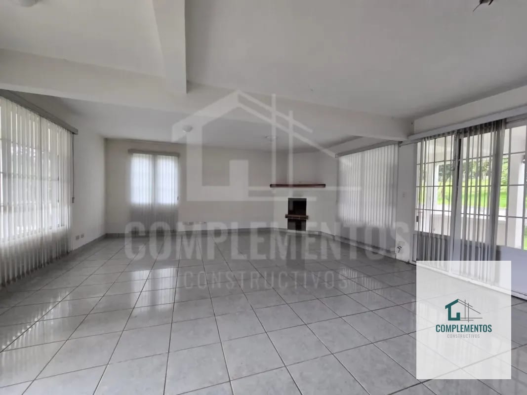 Casa en Venta San Bartolome Milpas Altas — Casa en Venta en San Bartolomé Milpas Altas, Sacatepéquez — foto 10 de 13