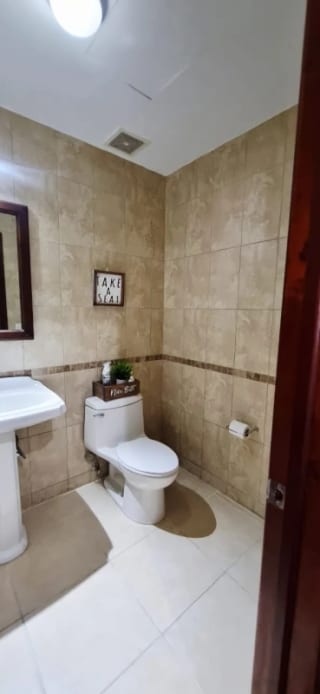 Venta de Apartamento Zona 14 Edificio Antiguo — Apartamento en Venta en San Patricio, Zona 14, Guatemala, Ciudad — miniatura 5 de 11