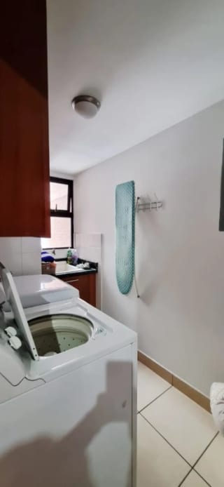 Venta de Apartamento Zona 14 Edificio Antiguo — Apartamento en Venta en San Patricio, Zona 14, Guatemala, Ciudad — miniatura 3 de 11