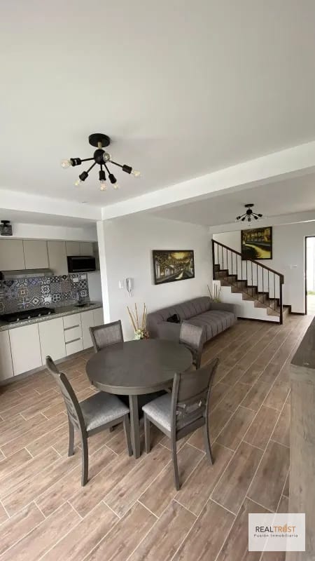 RENTO CASA AMUEBLADA SAN MATEO MILPAS ALTAS — Casa en Alquiler en San Bartolomé Milpas Altas, Sacatepéquez — foto 1 de 13