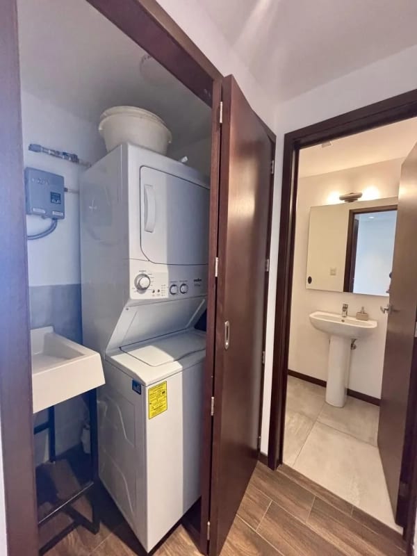 Venta Apartamento Santa Clara, Zona 10 — Apartamento en Venta en Casa Clara, Zona 10, Guatemala, Ciudad — foto 3 de 12