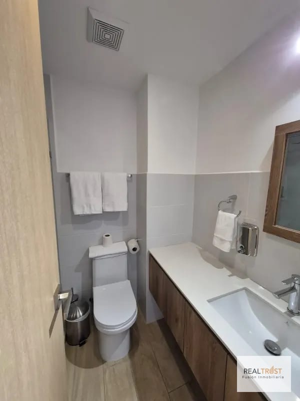 VENTA APARTAMENTO AMUEBLADO EDIFICIO MERAKI ZONA 10 — Apartamento en Venta en Zona 10, Guatemala, Ciudad — foto 3 de 15