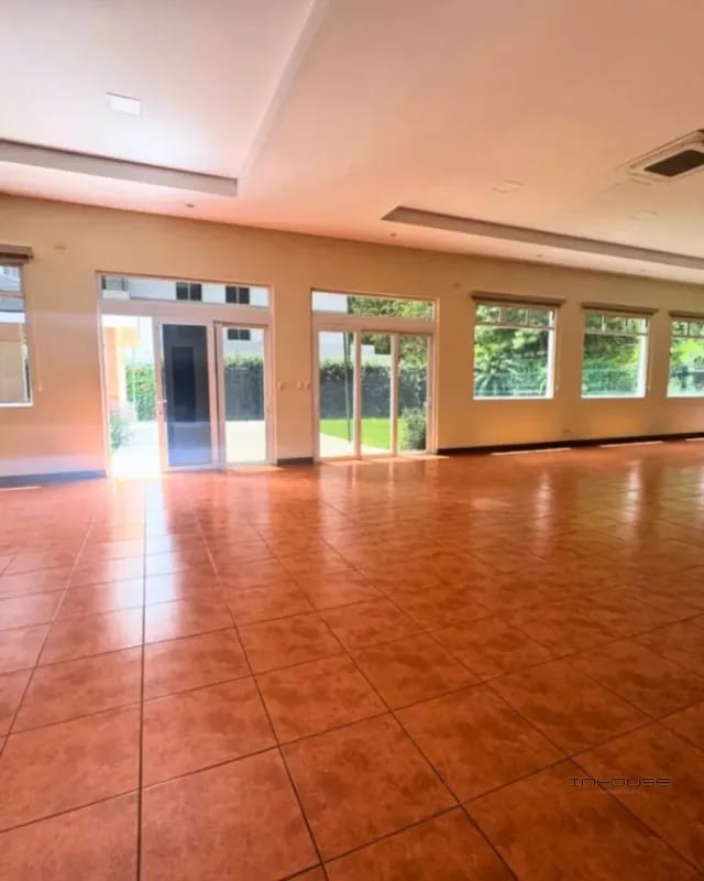 APARTAMENTO EN RENTA ZONA 13 IRIDIA CON TERRAZA — Apartamento en Alquiler en Zona 13, Guatemala, Ciudad — foto 3 de 16